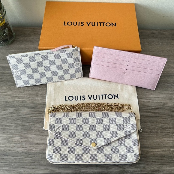 Louis Vuitton Handbags - 🔥LOUIS VUITTON Félicie Pochette